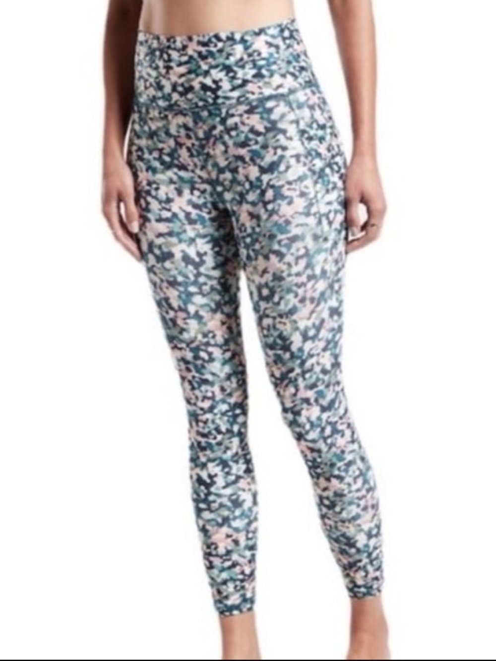 Athleta Salutation Stash Pocket II Printed 7/8 Tight